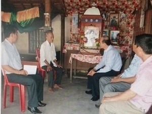 Quang Binh province: VFF extends visits to religious families of war invalids, martyrs